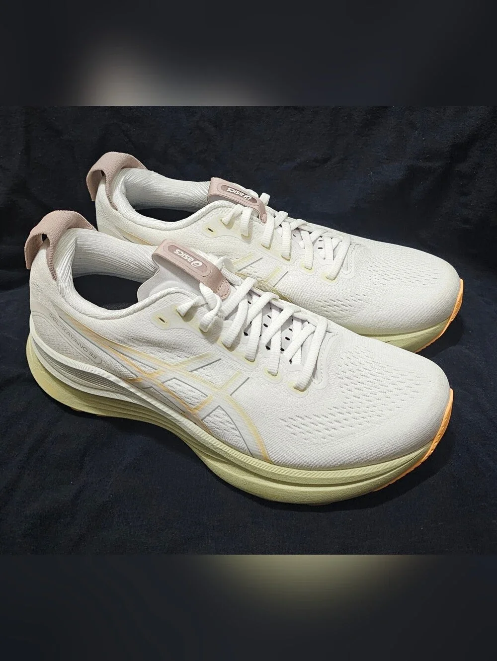 Men's Asics Gel Kayano 32 size 8.5 Wide